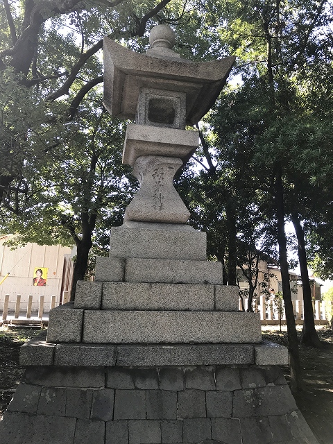 日吉神社(清洲)　大燈籠