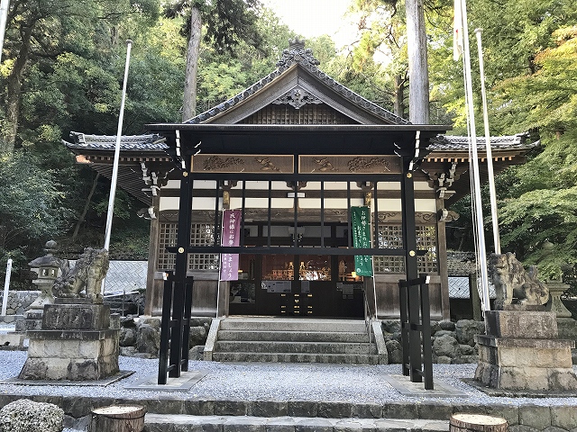 賀毛神社　拝殿