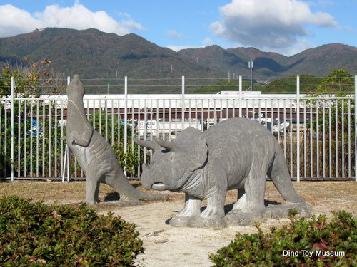 広島県廿日市市の峰高公園に恐竜がいる？
