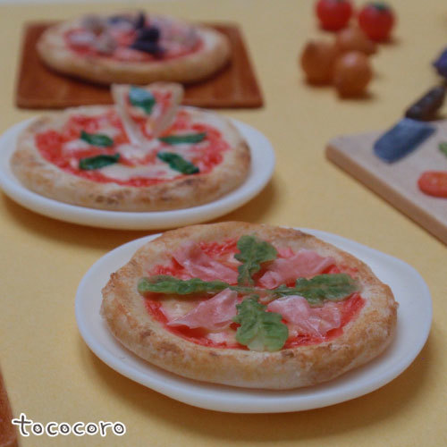樹脂粘土ミニチュアフードピザ・パルマ